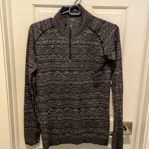 Lululemon half zip size 10